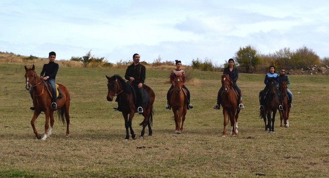 A cavallo in Armenia