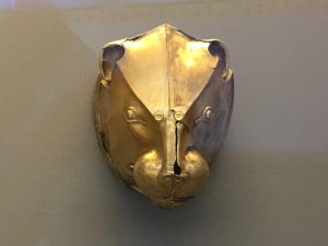 Maschera dorata di leone